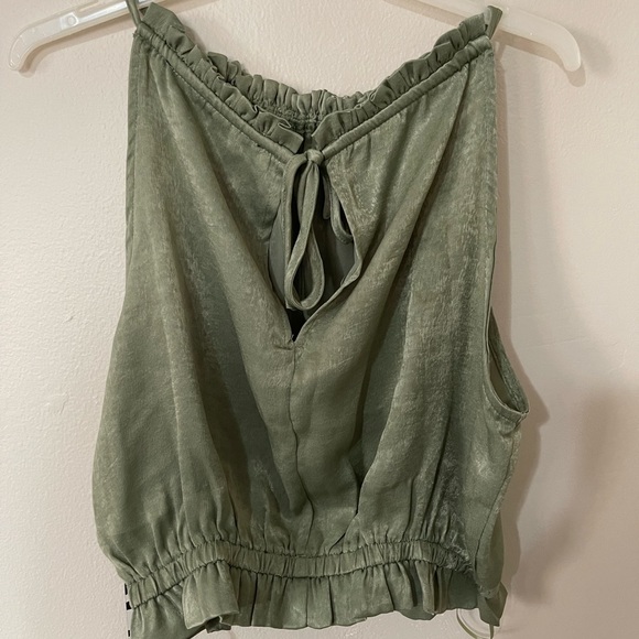 Crop top - Picture 3 of 3